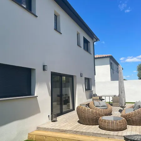 Villa Jasmine Garons